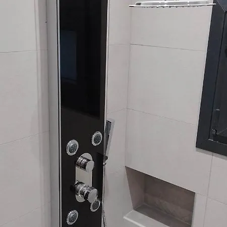 Olivia's * חורפטו